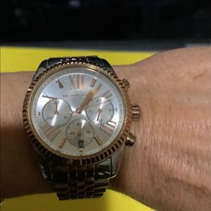 Watch Michal Kors